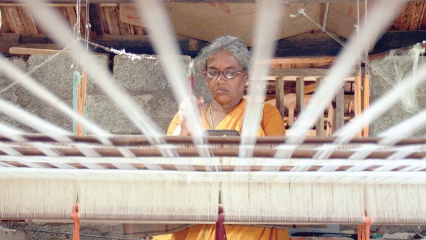 kuthampully sari history