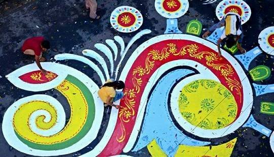 mighty rangoli in kolkatta