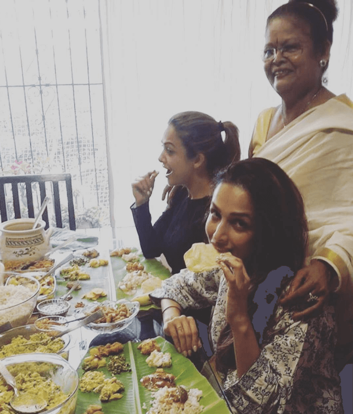 Malaika Arora Karisma Kapoor have sadhya