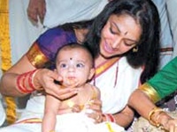 21-shobhana-kid1