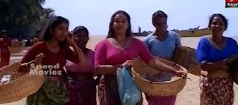 Actress-Chithra-Lungi-Blouse-kadal-cinema