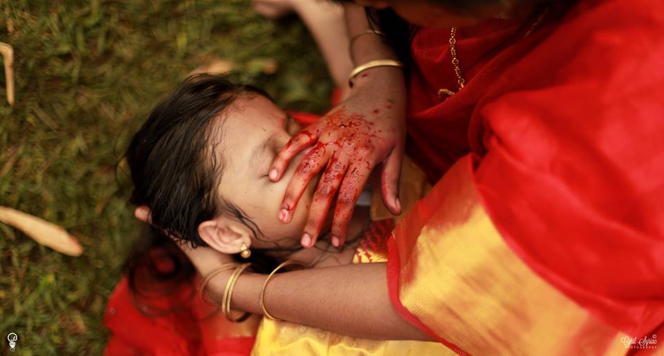 പ്രാണനില്ലാത്ത എന്റെ കുഞ്ഞിന്റെ ശരീരം കയ്യിലെടുക്കവെ കൈകൾ ചുട്ടുപൊള്ളുന്നുണ്ടായിരുന്നു, ഹൃദയം നുറുങ്ങുകയായിരുന്നു.
