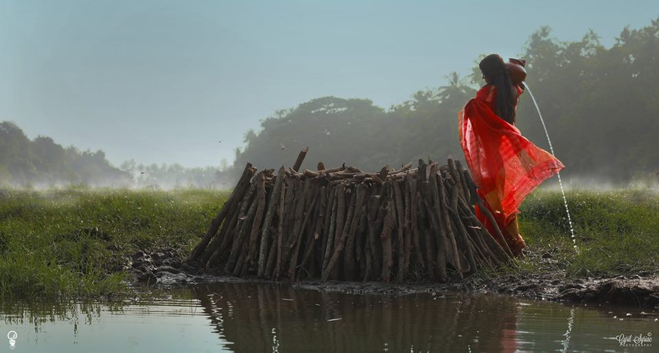 ഹേ കൃഷ്ണാ , വിടരുംമുൻപേ വാടിക്കൊഴിഞ്ഞ കുഞ്ഞുപുഷ്പം പോലെയെന്റെ മകളിതാ ചിതയിൽ കിടക്കുന്നു .
