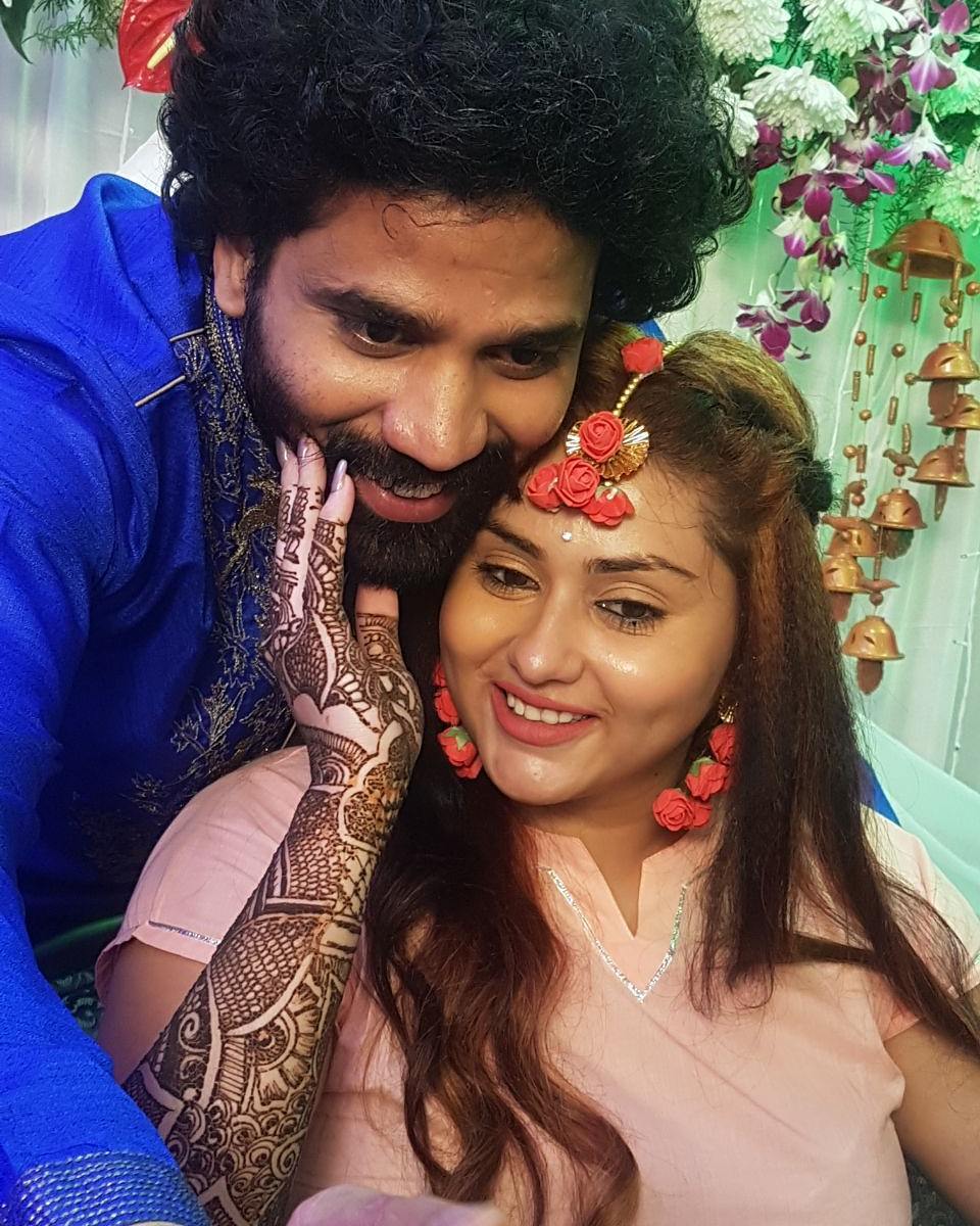 Namitha-Veer-Marriage-Pics