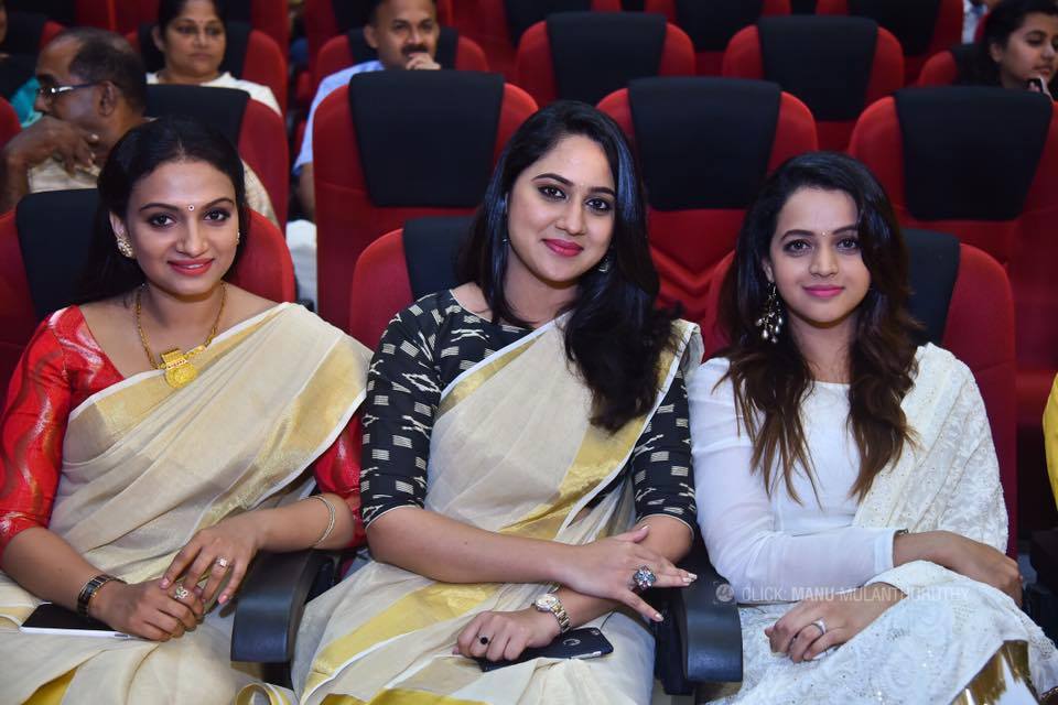 bhavana appearance during Jyothi Krishna wedding