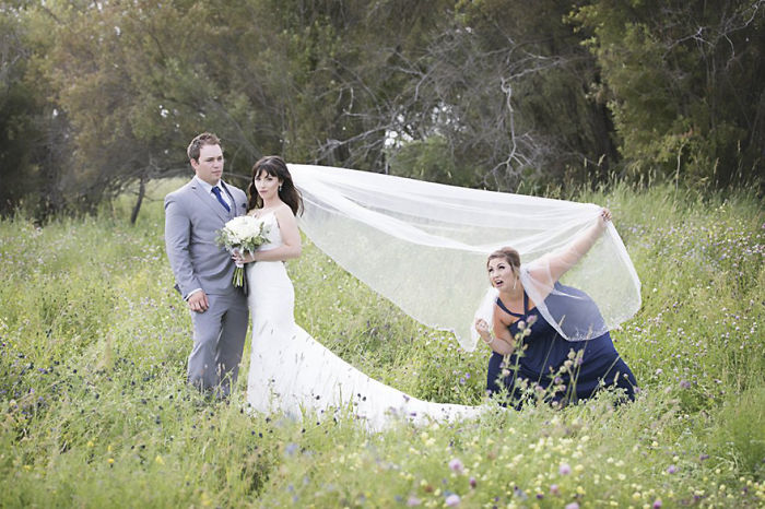 funny bridesmaid photo