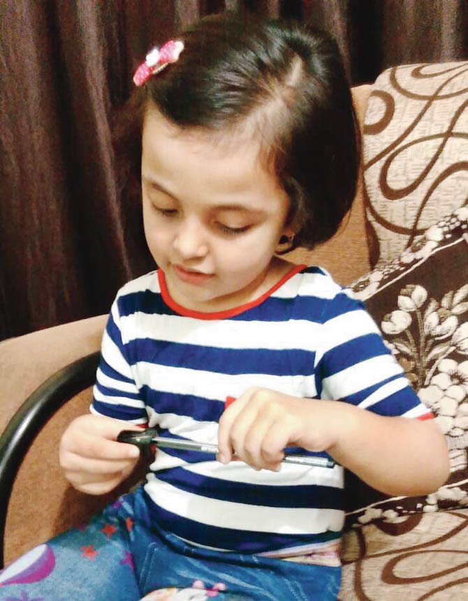 Mom wrote to Hindustan Pencils about her left-handed daughter's problem