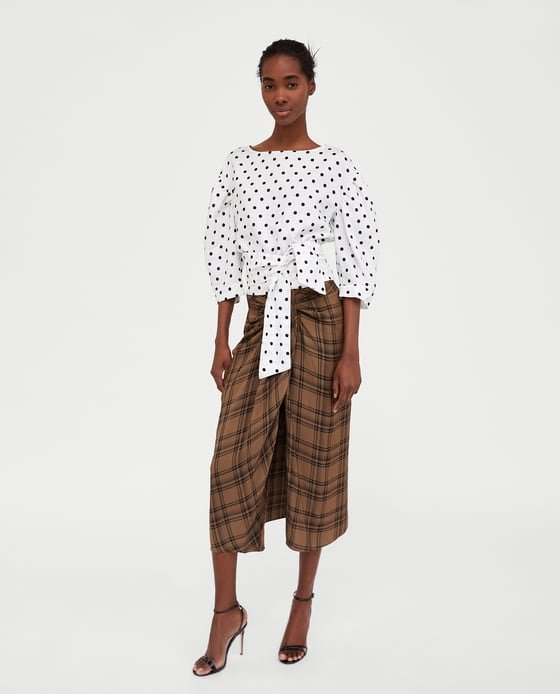 lungi available on zara with heavy price