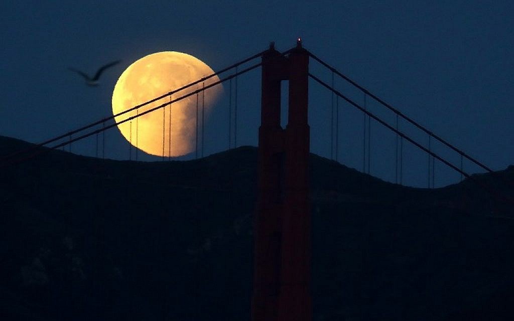 the best pictures of blood moon