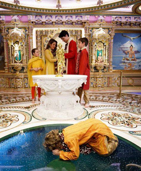 hadrien trudeau steals the show during Canadian Pm visit to india