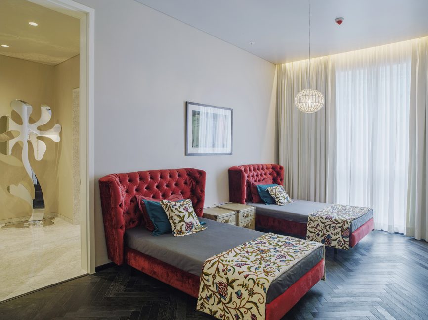 sussanne khan pune apartment pics