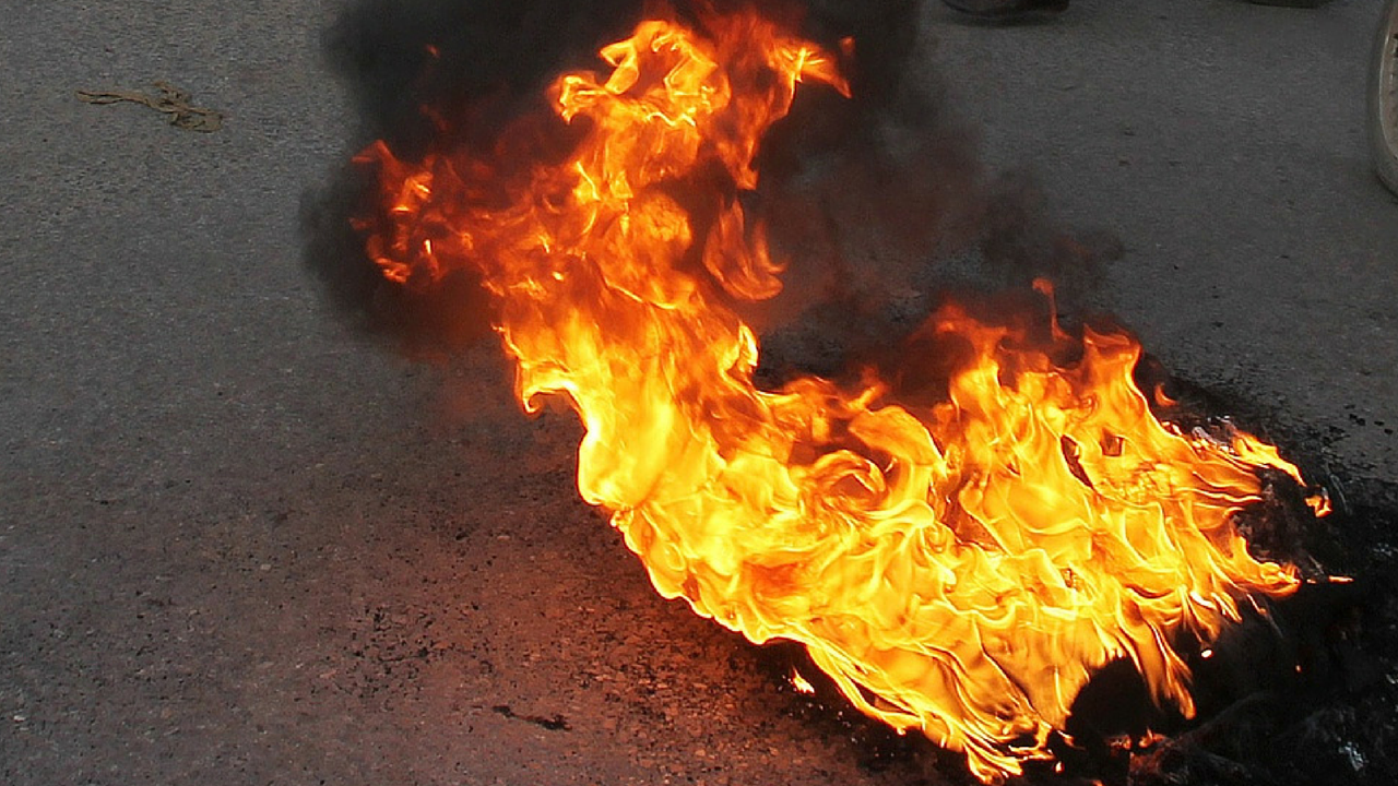 bomb blast bomb attack against RSS shakha shikshak nagesh house