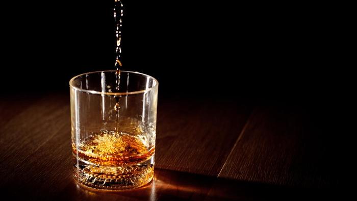 liquor age for getting liquor increased govt makes aadhar mandatory for liquor