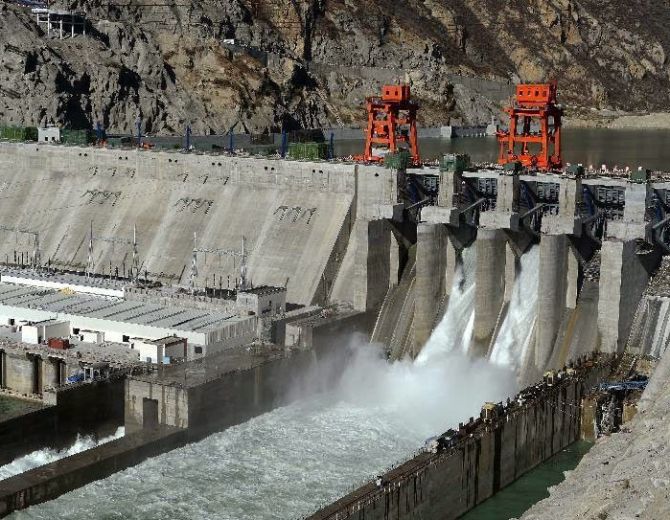dam-in-brahmaputhra