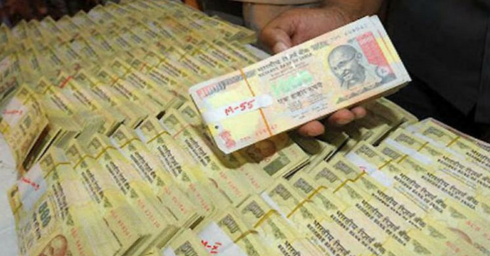 currency abandoned manglore native held with banned currency 10 lakhs banned notes seized from private hotel