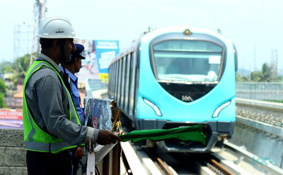 kochi metro metro launches big surprise for onam kochi metro palarivattom to maharajas inauguration today