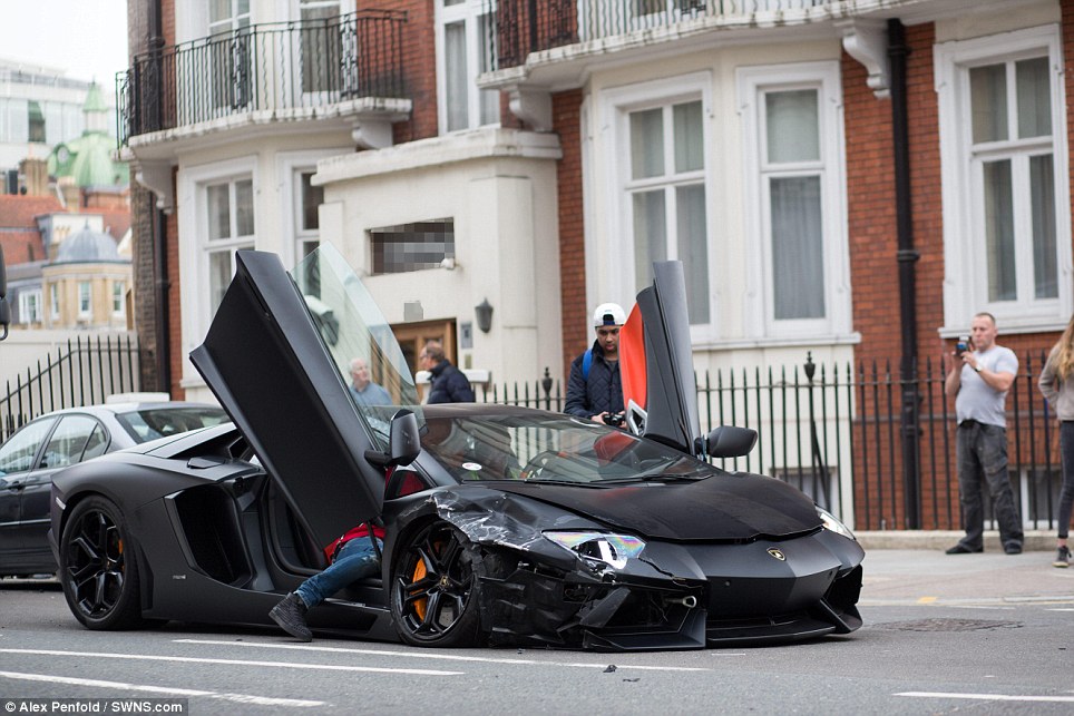 Lamborghini Aventador