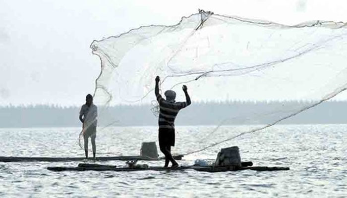 indian fishermen indian fishermen arrested by srilankan navy