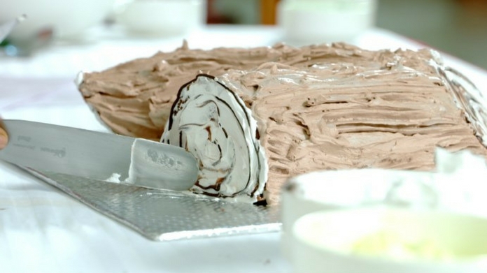 easy recipe of yule log cake