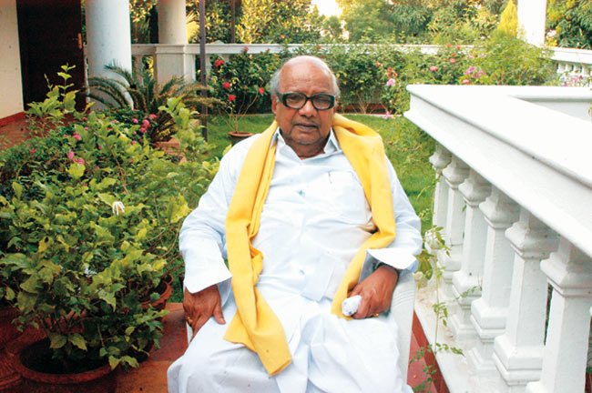 m-karunanidhi karunanidhi leaves hospital