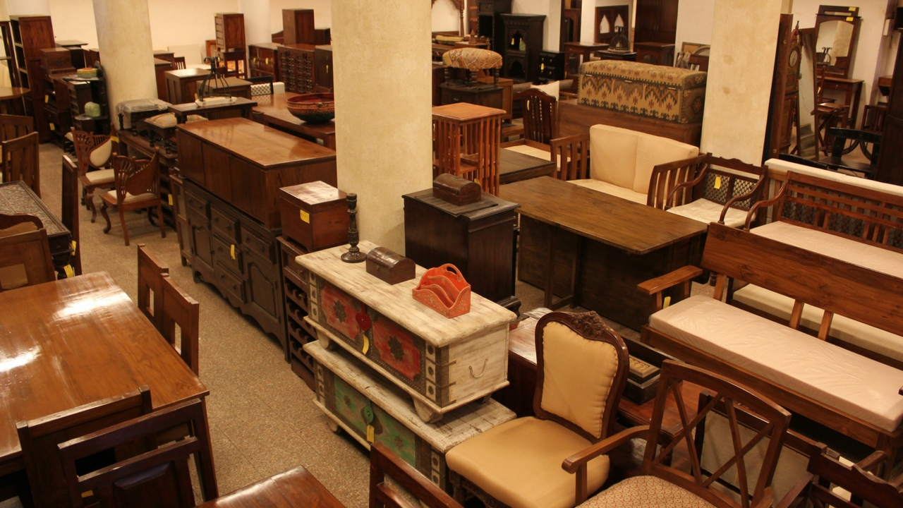 FURNITURE SHOPS