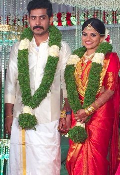Vinu-mohan-brother-married