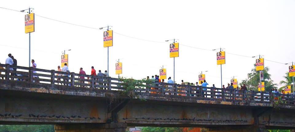enathu bailey bridge transportation hindered