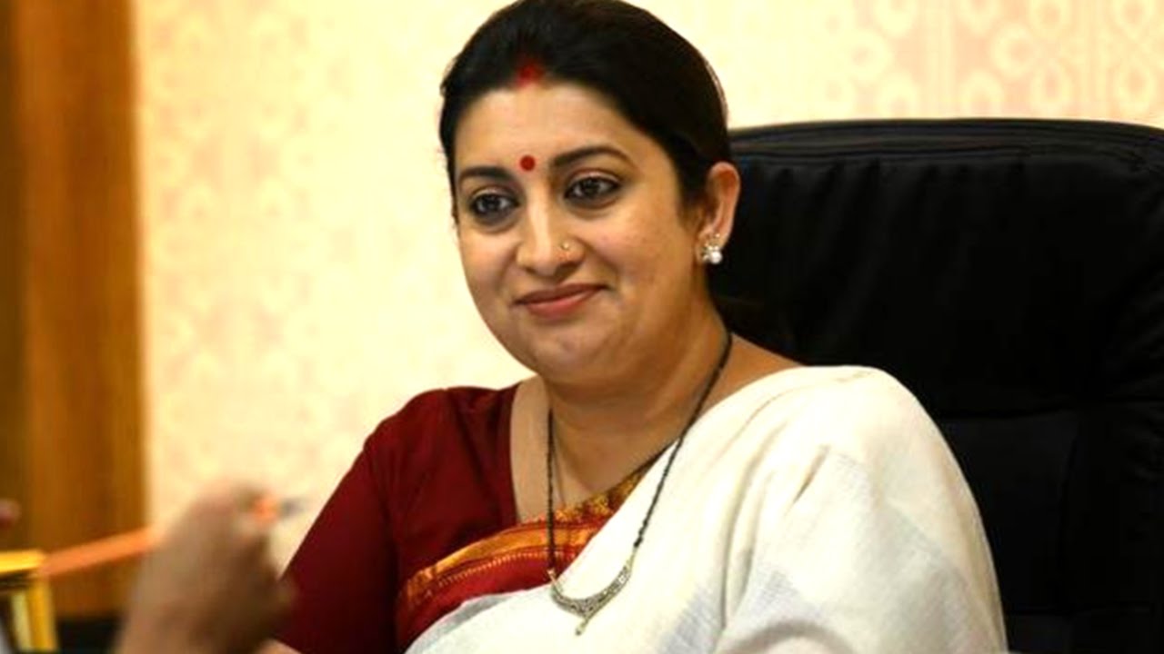 Smriti Irani bangle throw against smriti irani