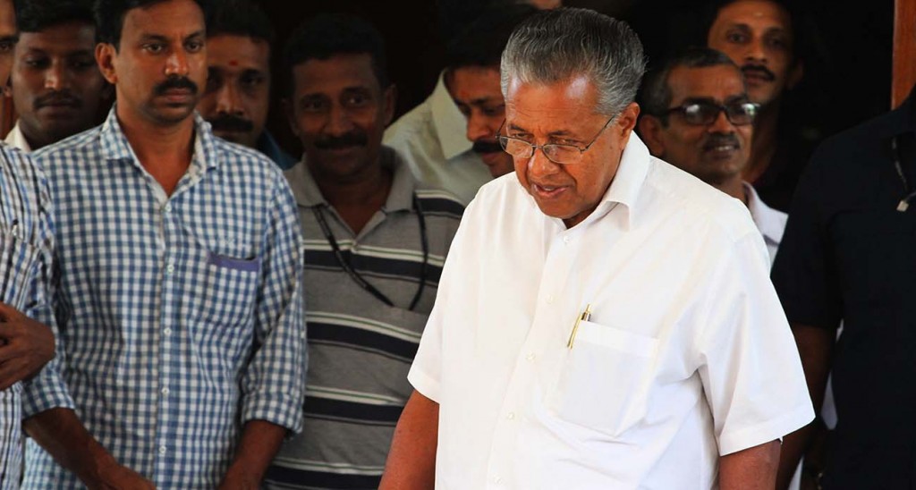 pinarayi vijayan black flag shown to pinarayi vijayan
