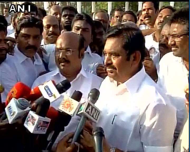 palaniswami public support tamilnadu politics
