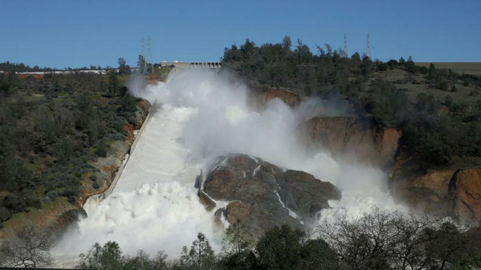 california dam may collapse evacuation begin