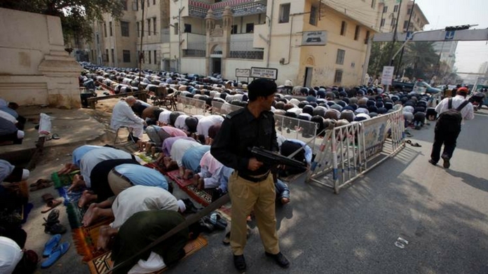 pak 100 terrorists killed