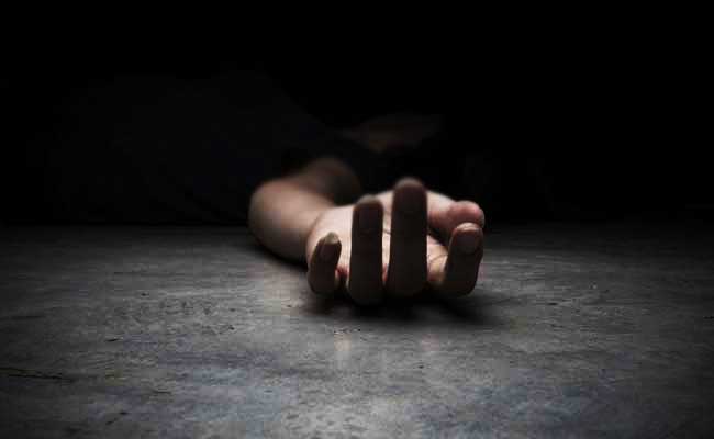 students suicide thrissue native suicide police station husband commits suicide saddened by wife demise