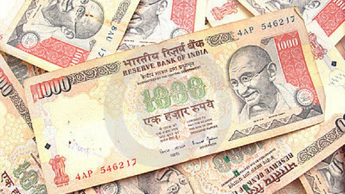 thousand rupee note aluva 2 crore banned notes seized