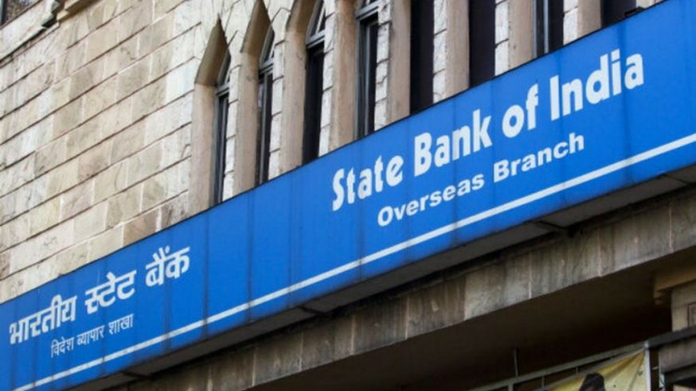 SBI account should have minimum balance or else should pay fine Thomas Isaac SBI stopping free atm service SBI withdraws circular regarding free atm service SBI new service charges SBI decreases savings account interest rate SBI interest rate drop down Information of SBI customers leaked sbi changed 2300 branch IFSC code SBI collects Rs2320 crore in minimum balance fine