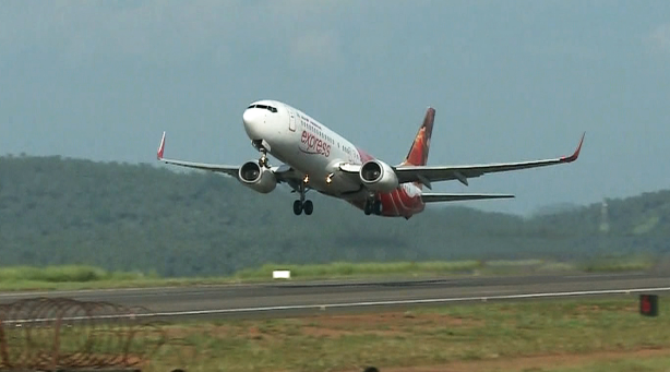 karipur airport to function 24 hours karipur airport accident karipur runway construction in 4 crore
