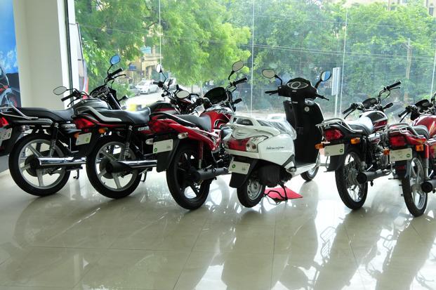 great discount for two wheelers list of BS3 vehicles in great discount