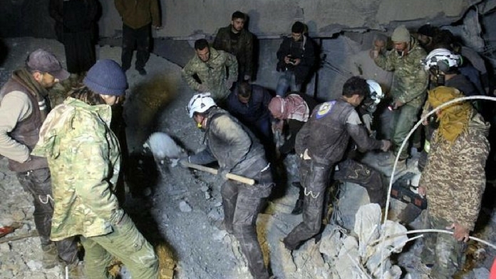 us airstrike at syria mosque killed 49