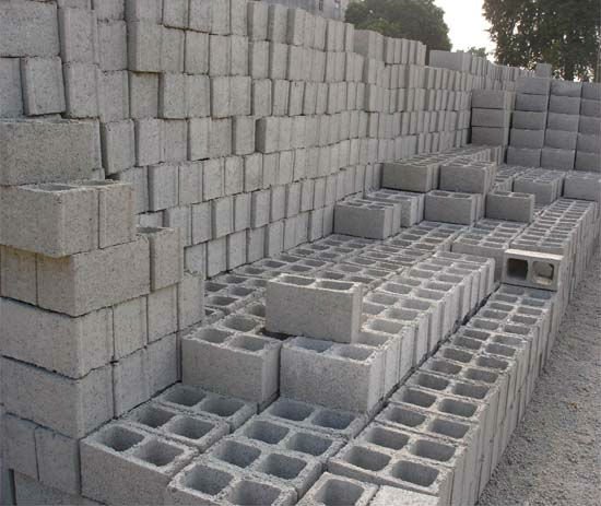protest against hollow bricks company