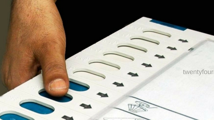 election commission launches new voting machine all part meet today discusses voting machine flaws local body elections to 12 wards on sept 14 gujarat court rejected plea to replace old voting machines
