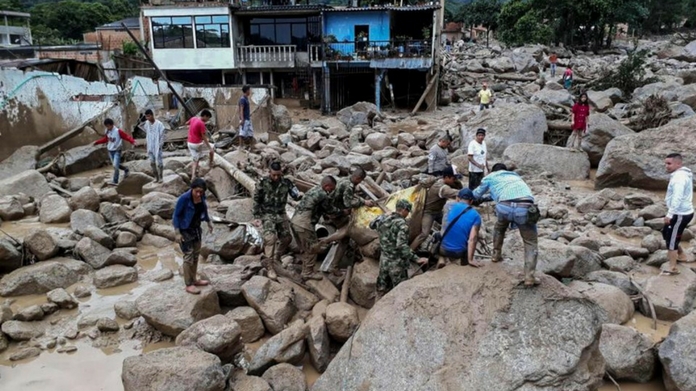 heavy rain in columbia 200 dead
