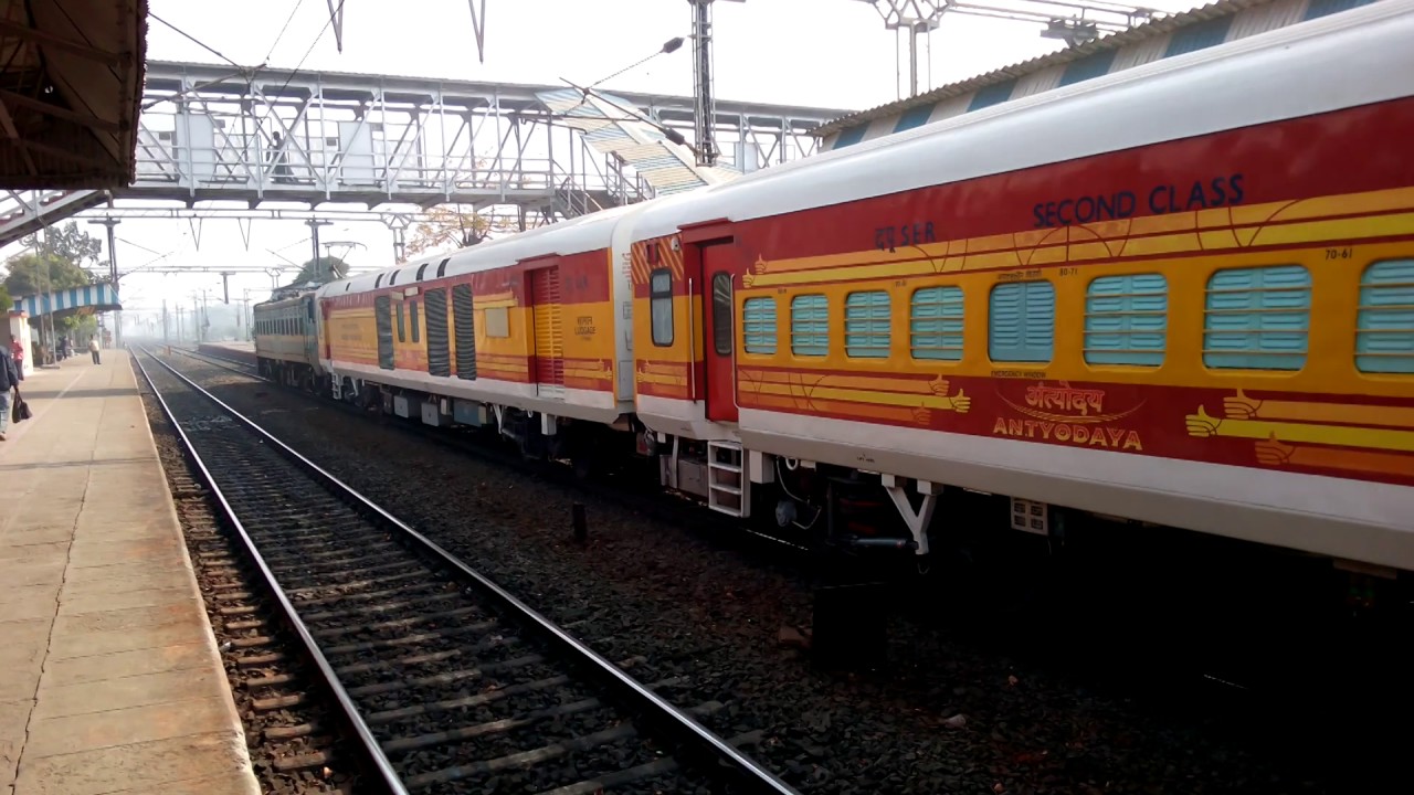train derailed at ernakulam