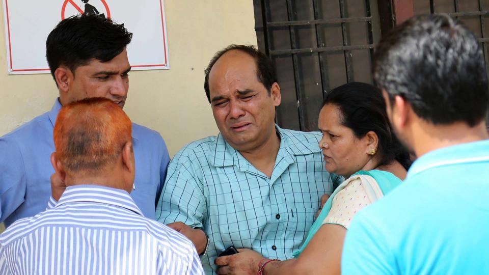 teacher body found with 25 stabs