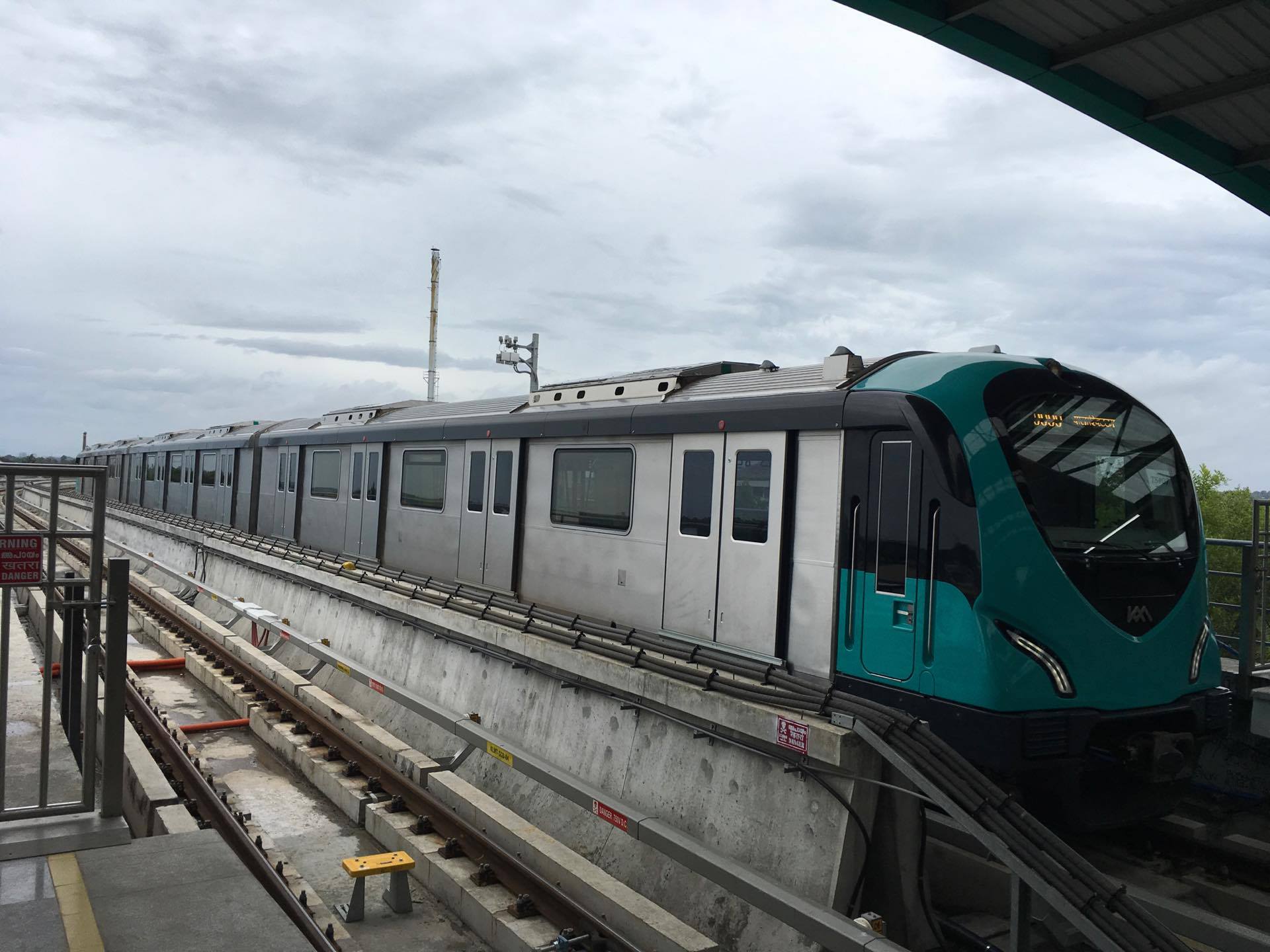 kochi metro