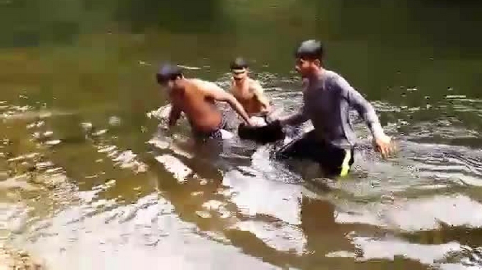 drown