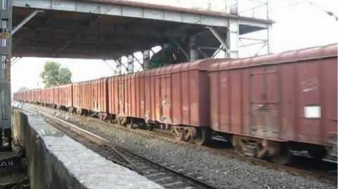kayamkulam fuel leak goods train