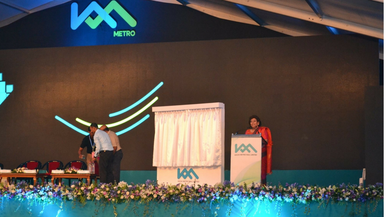 kochi metro live (1)