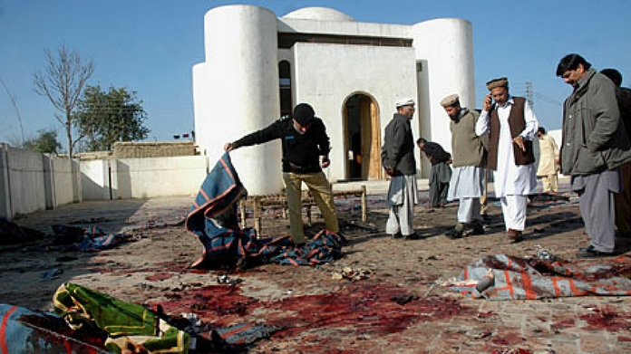 pakistan bomb blast series 38 died