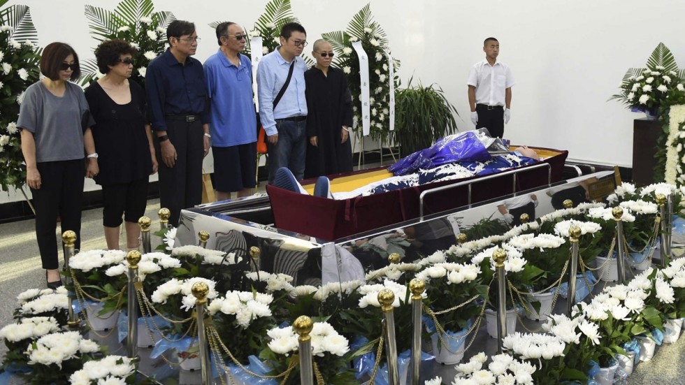 nobel winner liu xiaobo cremation