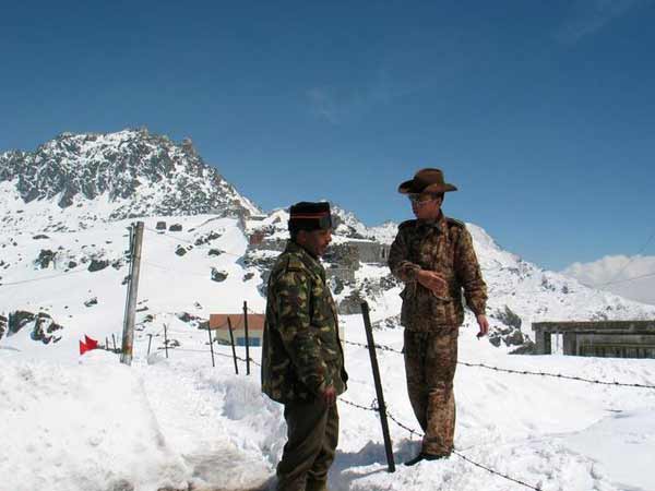 india will be embarassed if not withdrawn its army from doklam japan supports india in doklam issue
